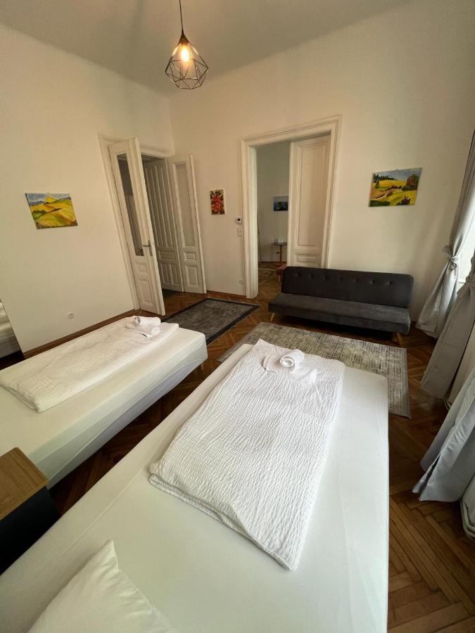 Apartament Centrally-located Authentic Viena